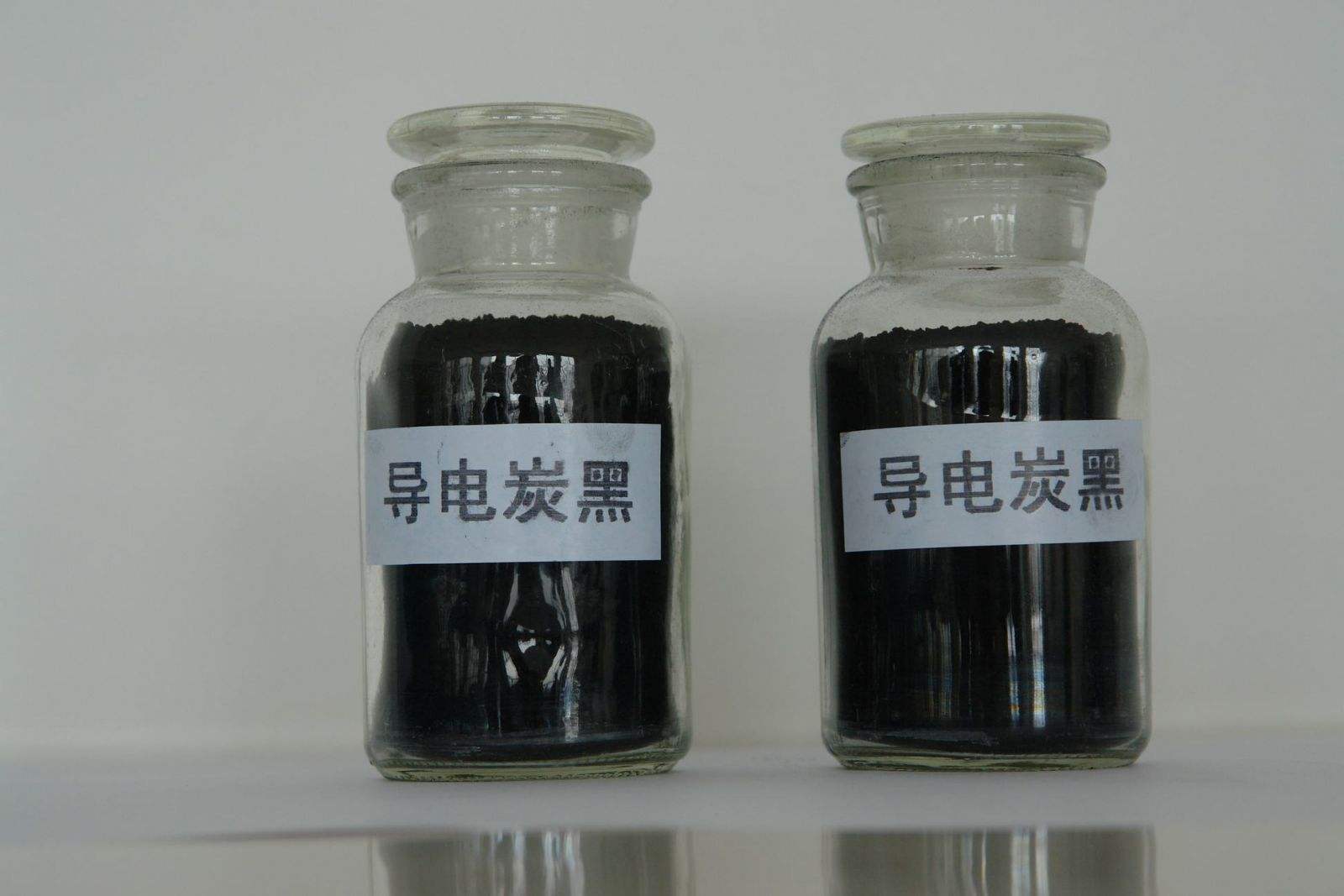 選擇進口導電炭黑可以從哪些方面入手